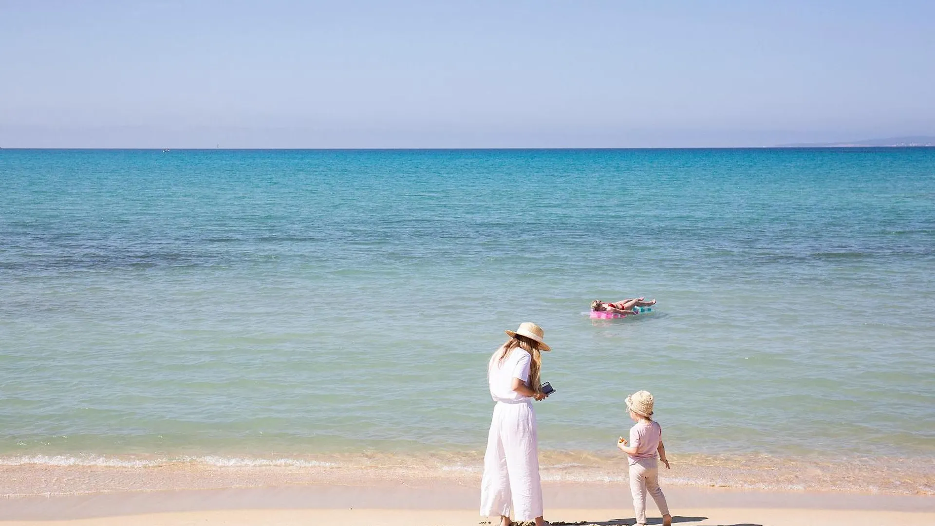 **  Hotel Playa Sol El Arenal  Spain