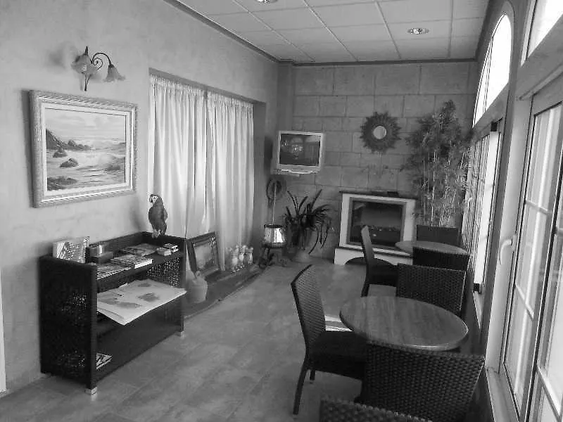 Hotel Playa Sol El Arenal 2*,