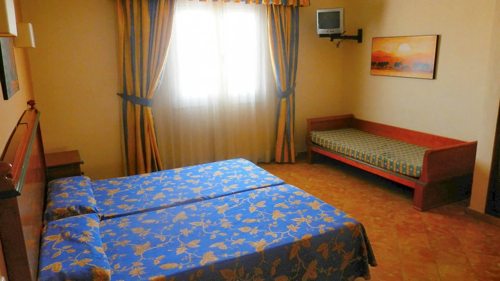 **  Hotel Playa Sol El Arenal  Spanyolország